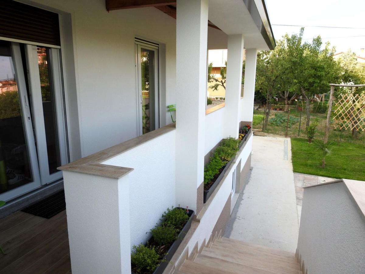 Apartmaji Sobe Zvezda Pobegi Extérieur photo