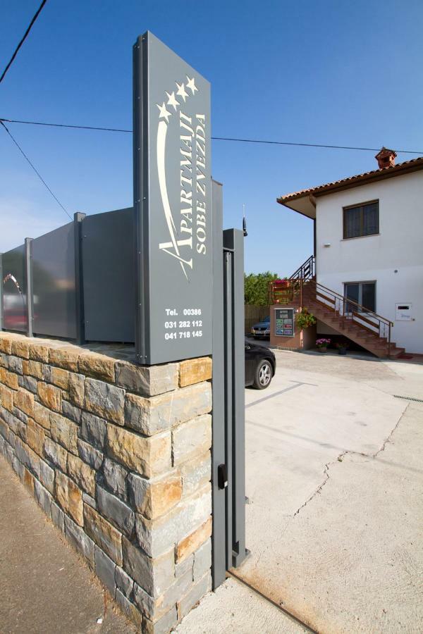 Apartmaji Sobe Zvezda Pobegi Extérieur photo